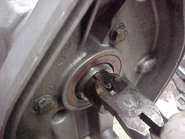 Camshaft Assembly Oil Seal Replacement