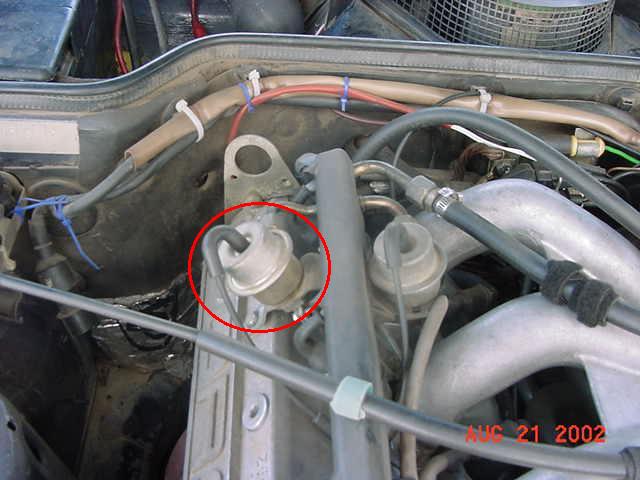Fuel Pressure Regulator - General Information and Replacement